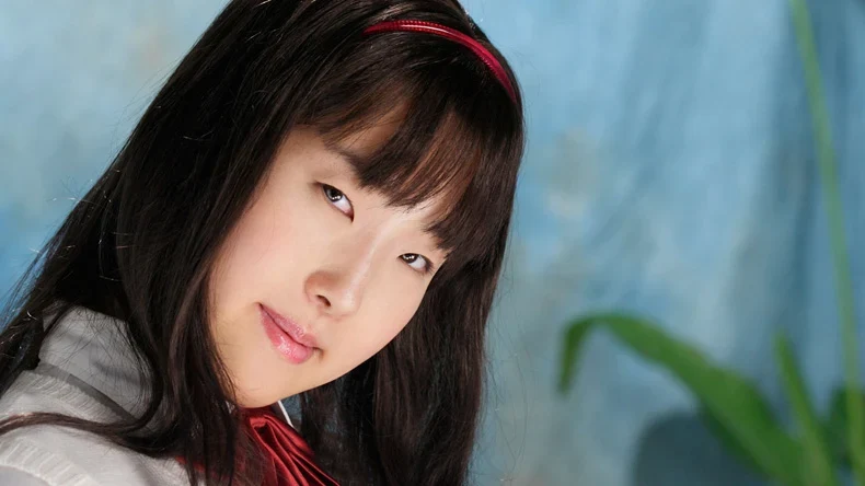 芹沢律子