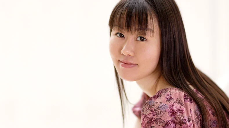 Akane Yoshizawa